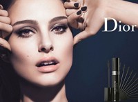 Рекламу туши Dior с Натали Портман запретили в Англии